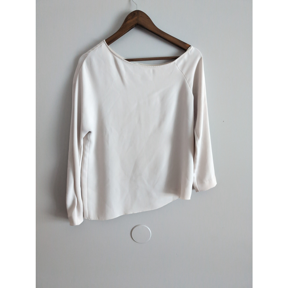 Aritzia Babaton Burke off Shoulder Long Sleeve Beige Top Women Sz XS Neutral